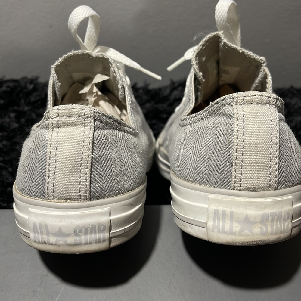Converse All Stars - Size 8 EUC- Metallic Silver Fabric - Picture 4 of 7